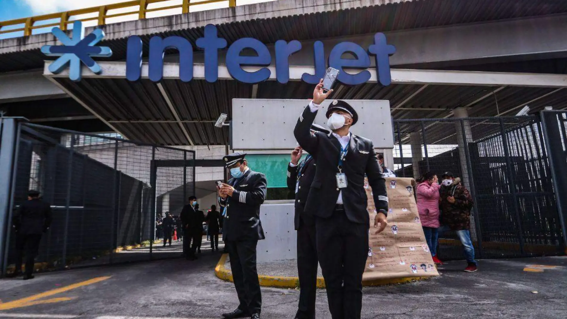 Juez declara quiebra de Interjet